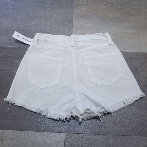 Pacsun NWT Womens Denim Distressed Shorts XS - Picture 2 of 3